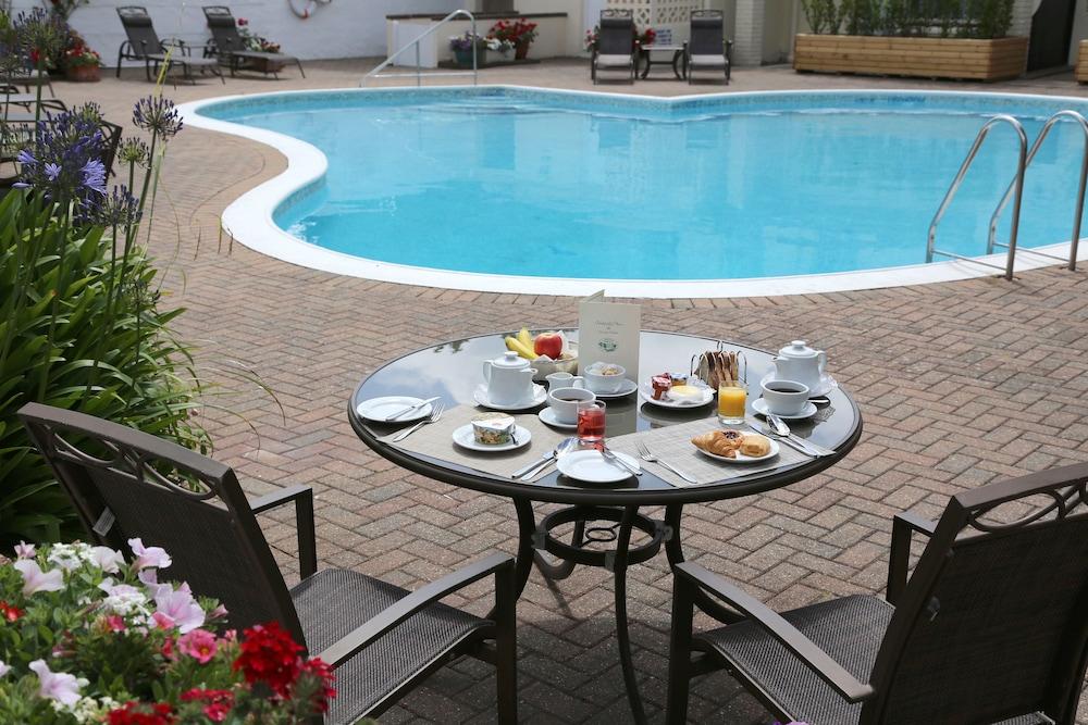 Hotel La Place St Aubin Eksteriør bilde